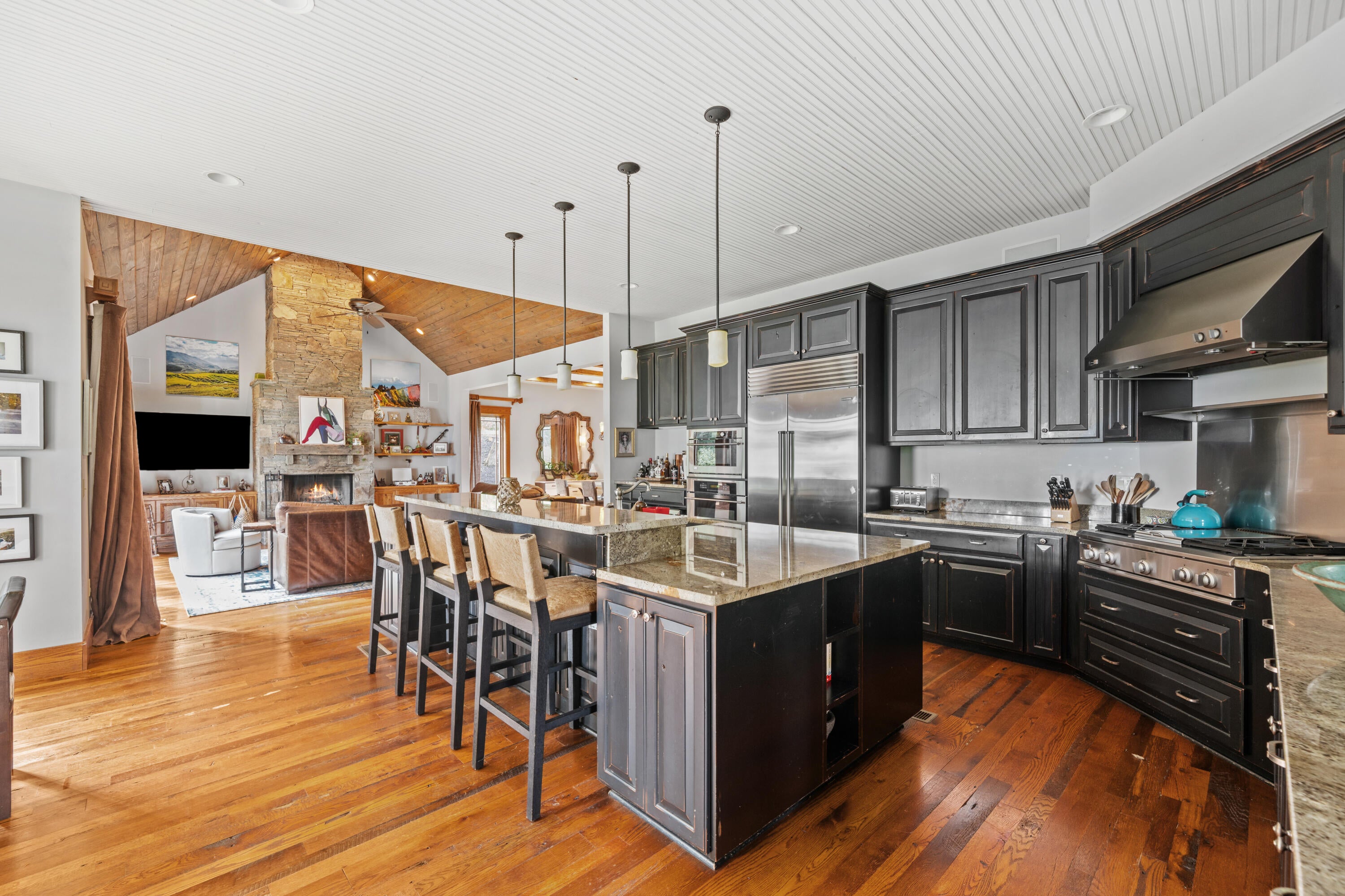 Bent Mountain, Virginia, 24059, United States, 5 Bedrooms Bedrooms, ,5 BathroomsBathrooms,Residential,Active,1941393