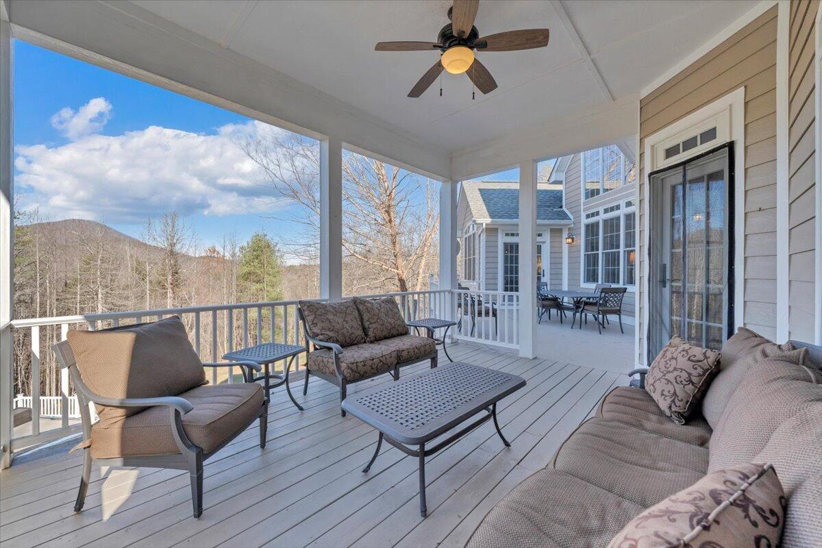 Roanoke, Virginia, 24014, United States, 4 Bedrooms Bedrooms, ,4 BathroomsBathrooms,Residential,Active,2001334