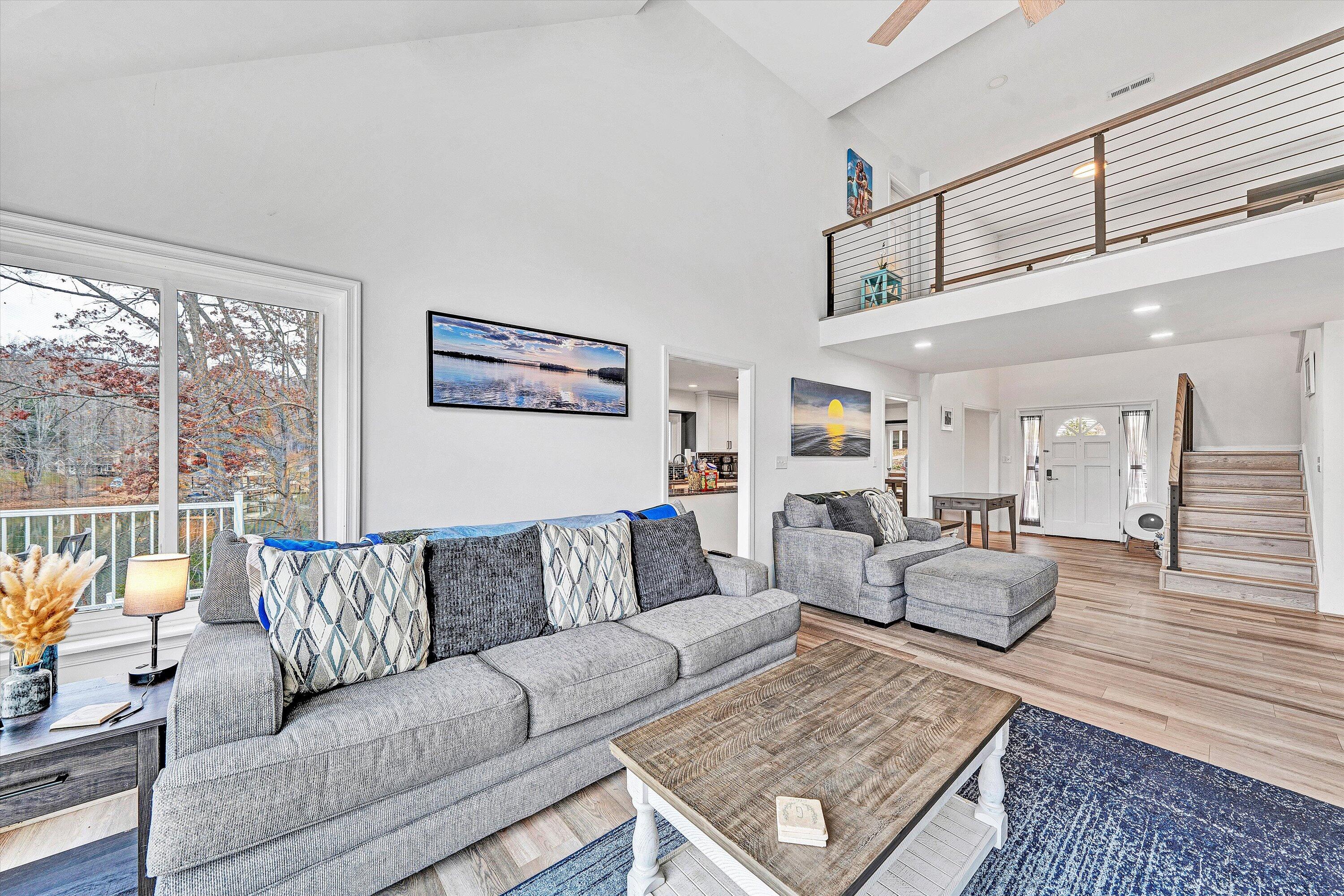 Wirtz, Virginia, 24184, United States, 5 Bedrooms Bedrooms, ,4 BathroomsBathrooms,Residential,Active,1998599