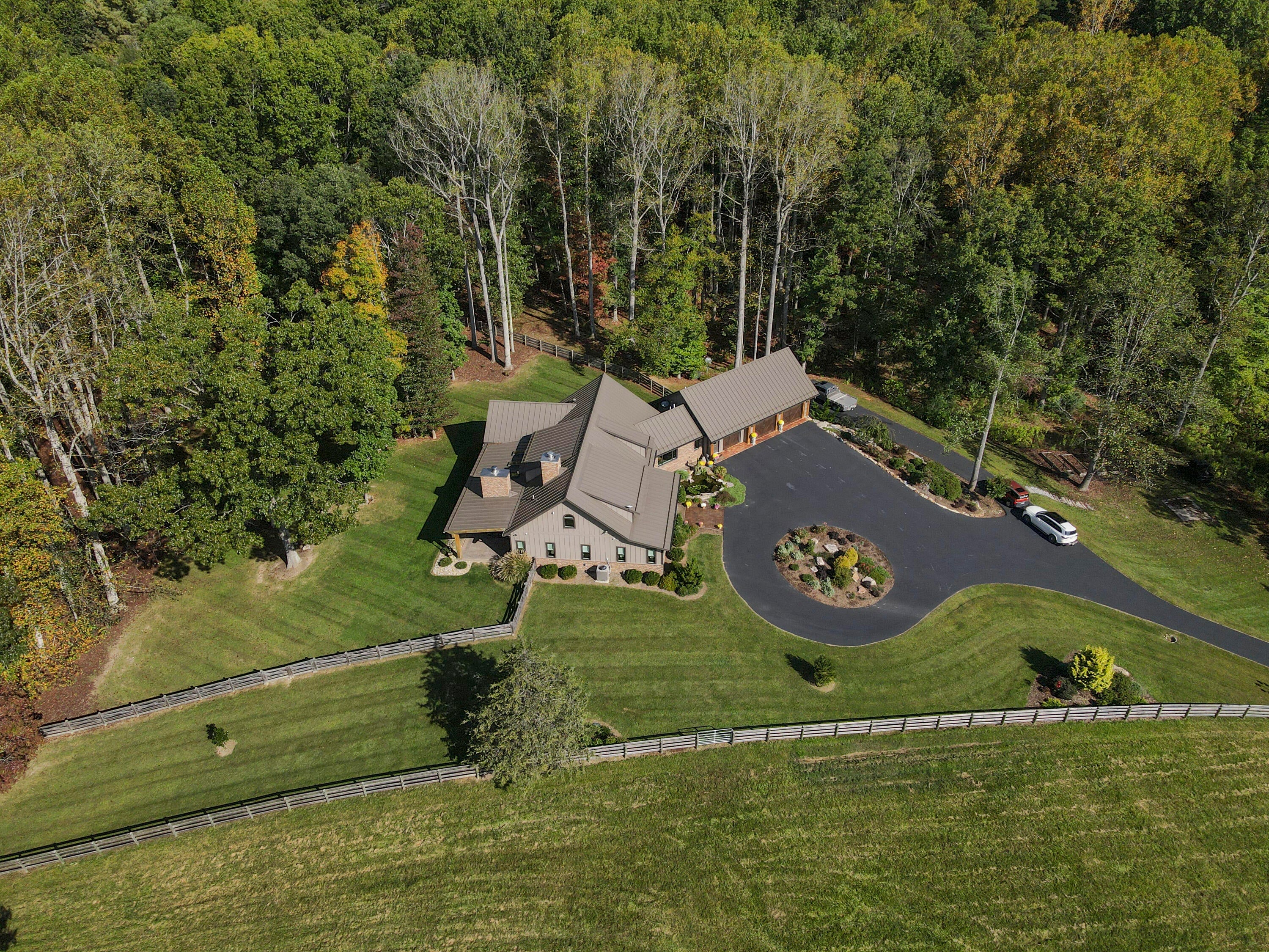 Catawba, Virginia, 24070, United States, 3 Bedrooms Bedrooms, ,3 BathroomsBathrooms,Residential,Active,1954423