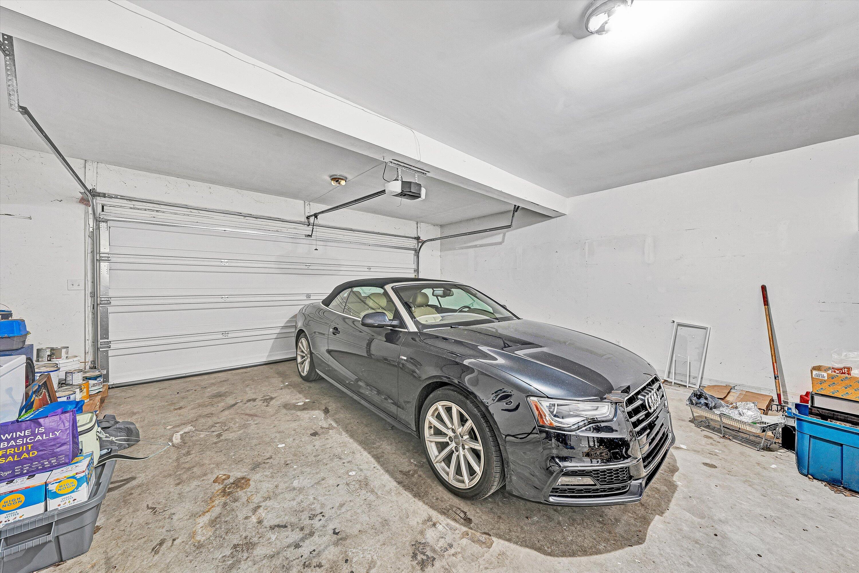 Wirtz, Virginia, 24184, United States, 5 Bedrooms Bedrooms, ,4 BathroomsBathrooms,Residential,Active,1998599