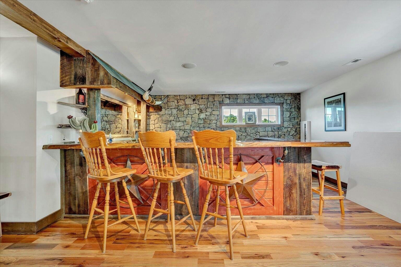 Wirtz, Virginia, 24184, United States, 3 Bedrooms Bedrooms, ,5 BathroomsBathrooms,Residential,Active,1756912