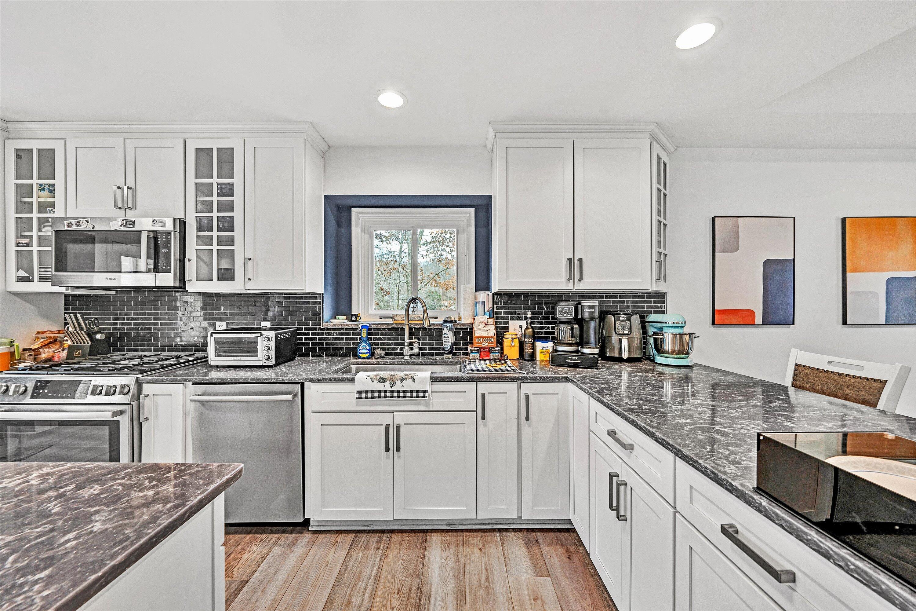 Wirtz, Virginia, 24184, United States, 5 Bedrooms Bedrooms, ,4 BathroomsBathrooms,Residential,Active,1998599