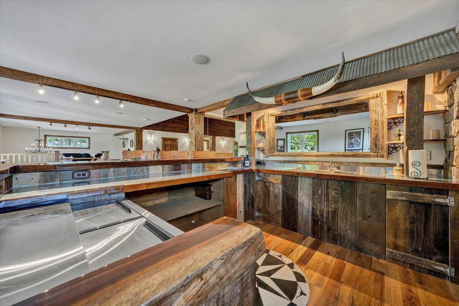 Wirtz, Virginia, 24184, United States, 3 Bedrooms Bedrooms, ,5 BathroomsBathrooms,Residential,Active,1756912