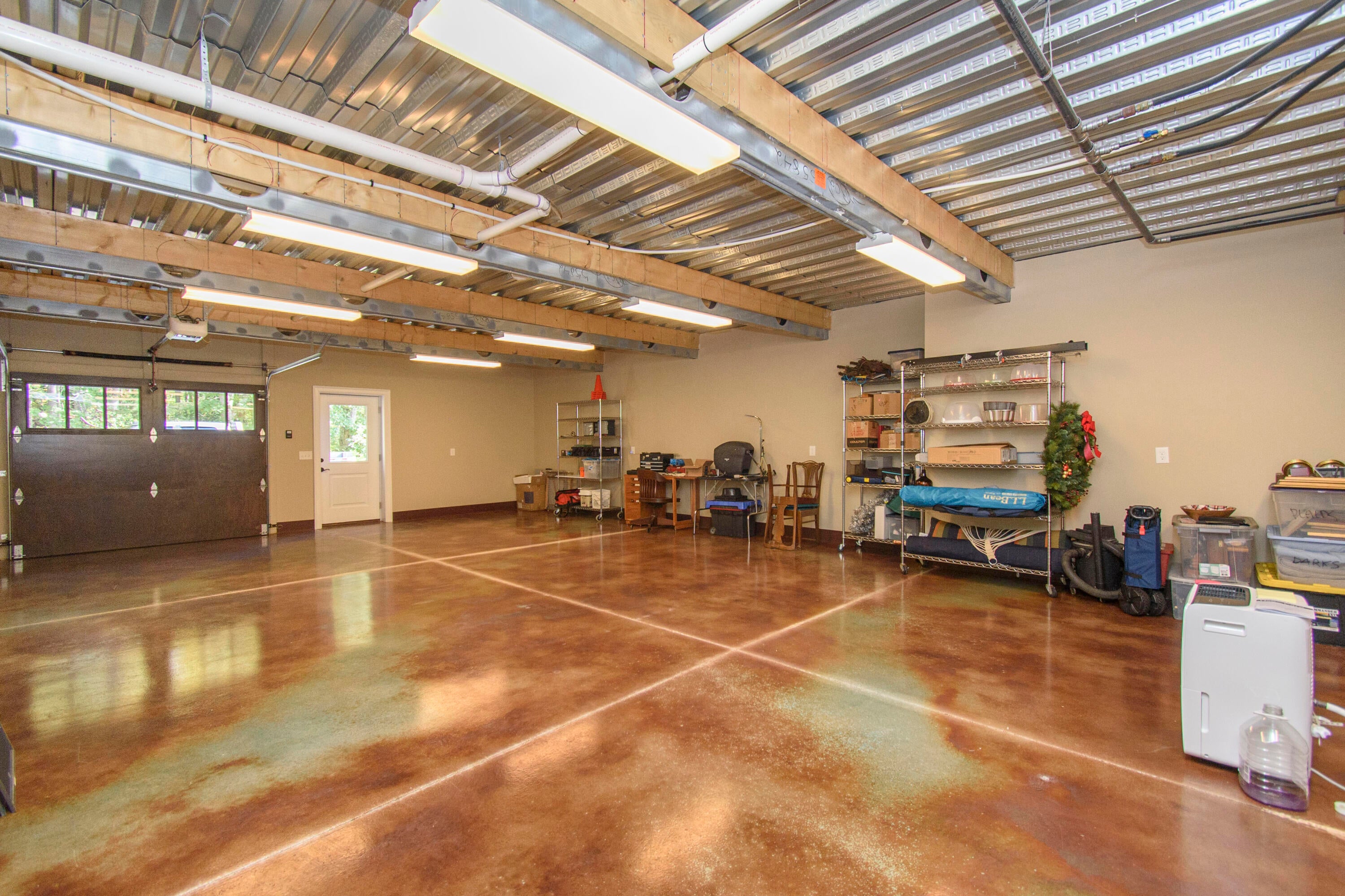 Catawba, Virginia, 24070, United States, 3 Bedrooms Bedrooms, ,3 BathroomsBathrooms,Residential,Active,1954423