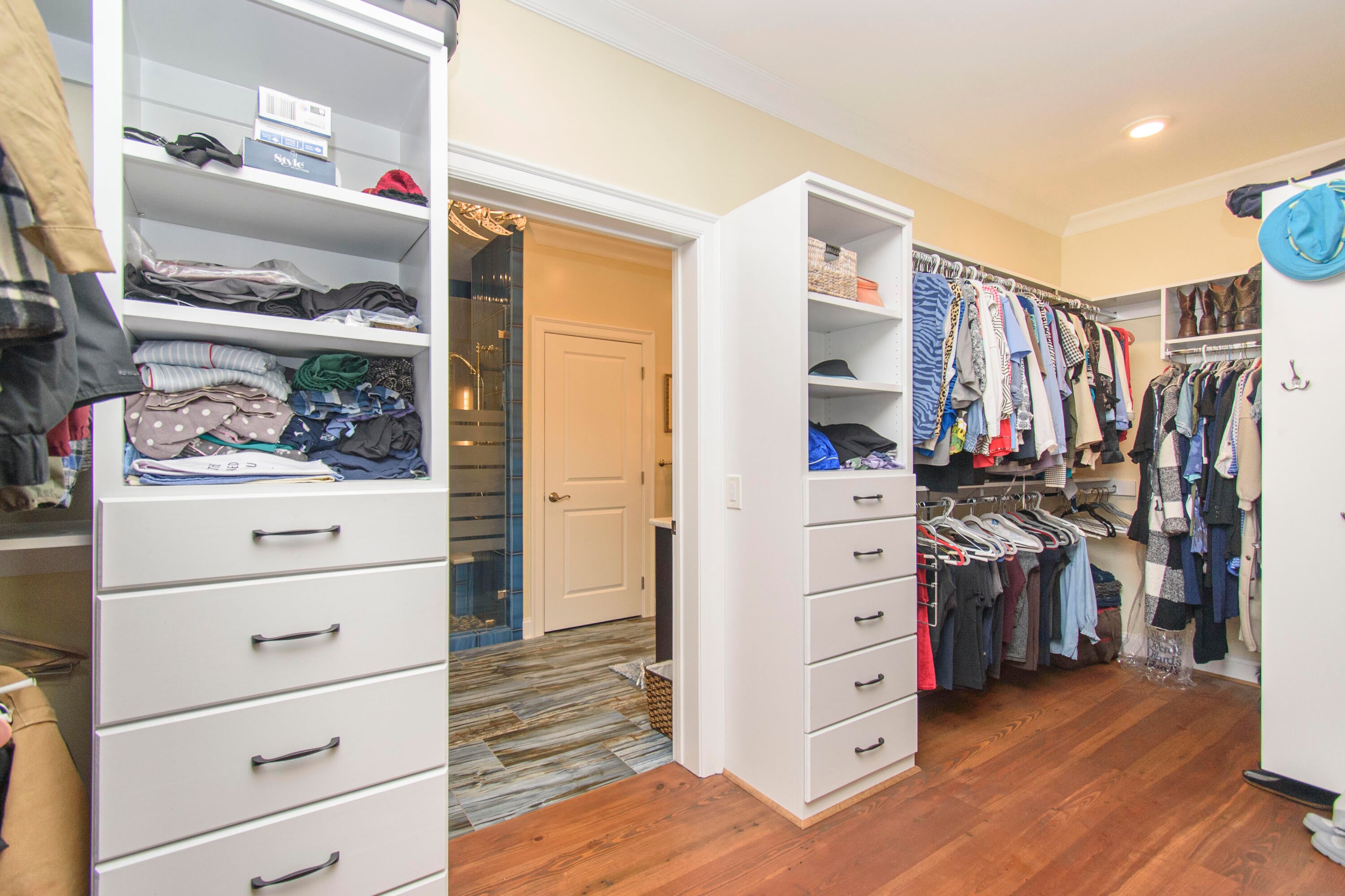 Catawba, Virginia, 24070, United States, 3 Bedrooms Bedrooms, ,3 BathroomsBathrooms,Residential,Active,1954423