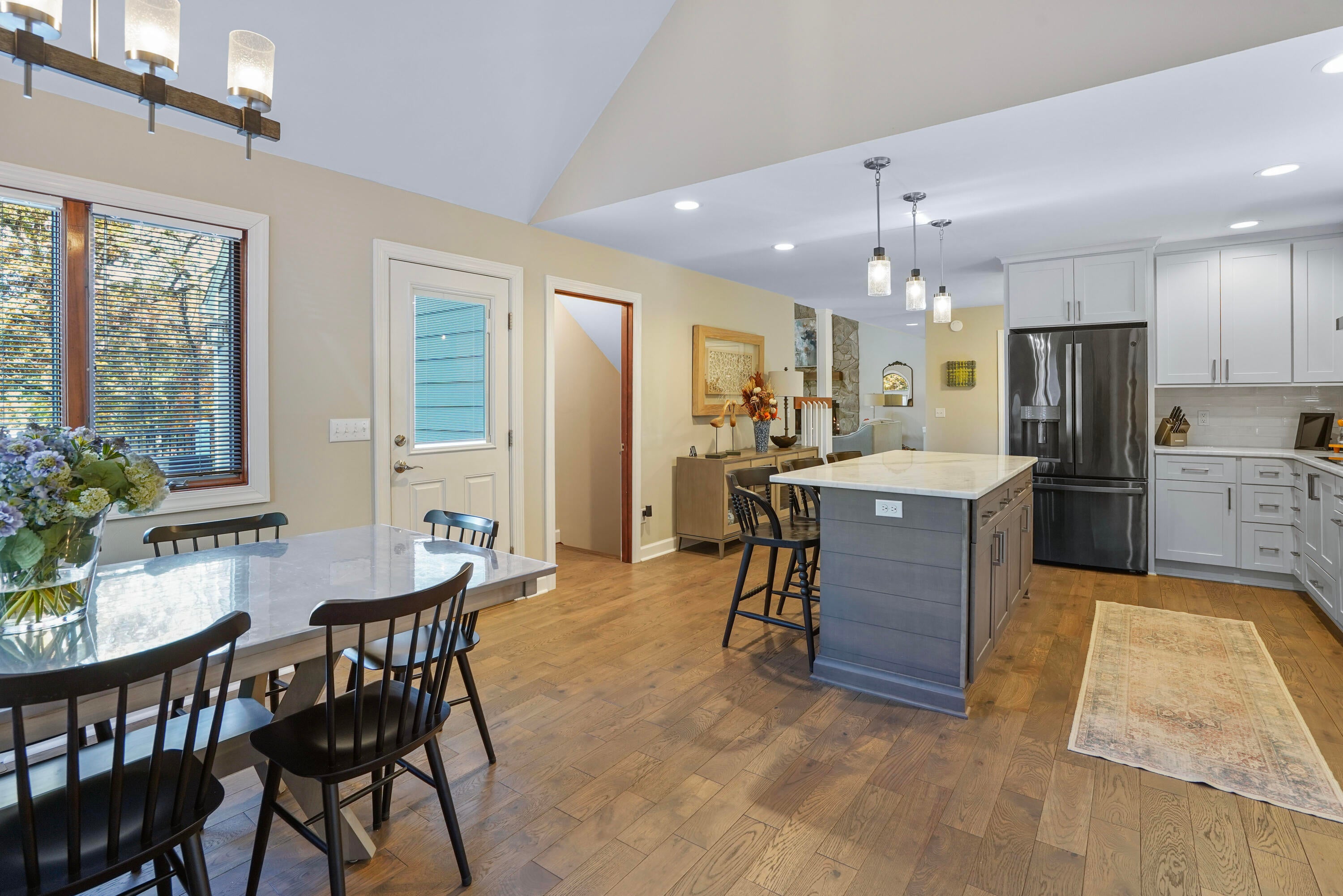 Moneta, Virginia, 24121, United States, 4 Bedrooms Bedrooms, ,4 BathroomsBathrooms,Residential,Active,1988441