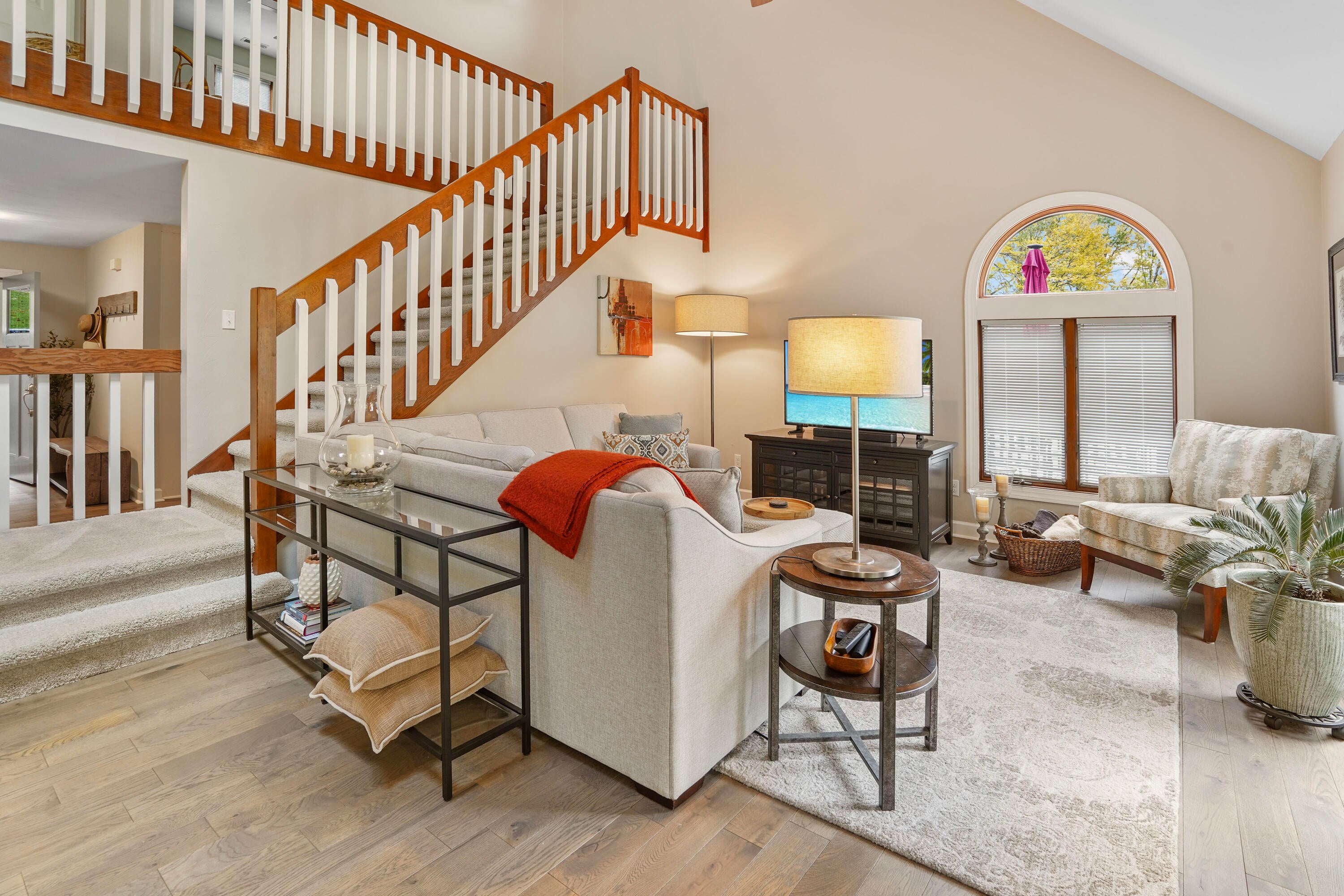 Moneta, Virginia, 24121, United States, 4 Bedrooms Bedrooms, ,4 BathroomsBathrooms,Residential,Active,1988441