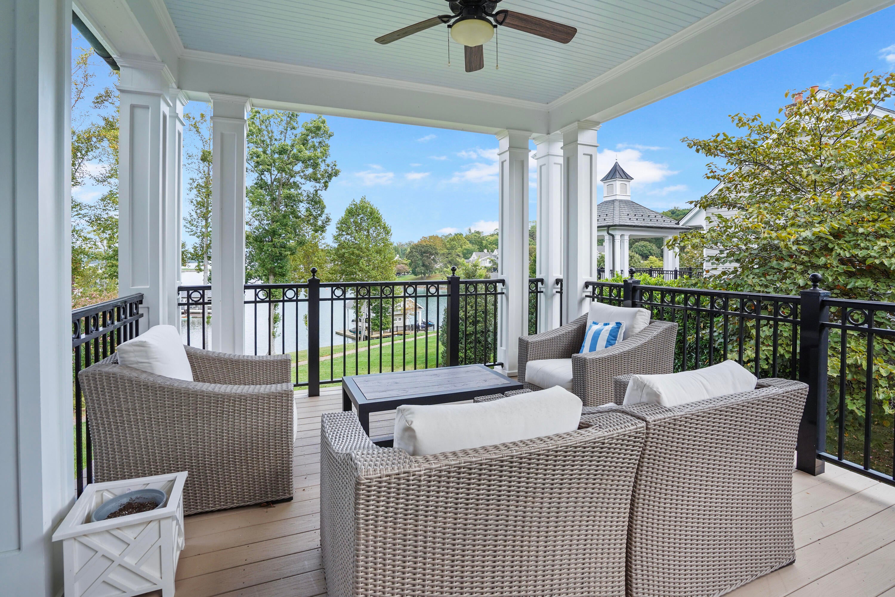 Penhook, Virginia, 24137, United States, 4 Bedrooms Bedrooms, ,5 BathroomsBathrooms,Residential,Active,1952443