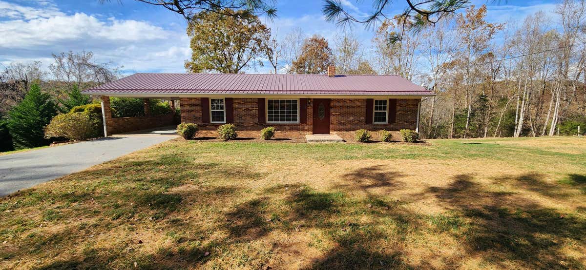 3359 DOE RUN RD, ROCKY MOUNT, VA 24151, photo 1 of 24