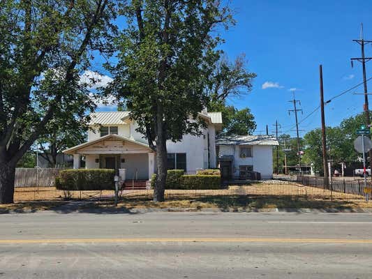 302 S CROCKETT AVE, SONORA, TX 76950 - Image 1