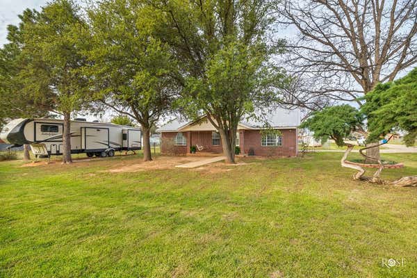 909 W 12TH ST, ROBERT LEE, TX 76945, photo 3 of 30