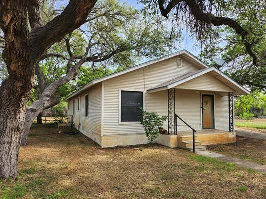 14 E ROCHEFORT ST, EDEN, TX 76837 - Image 1