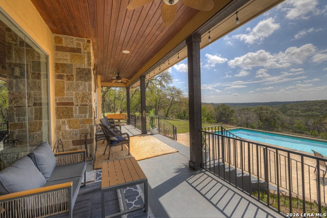 New Braunfels, Texas, 78132, United States, 6 Bedrooms Bedrooms, ,5 BathroomsBathrooms,Residential,Active,2008354