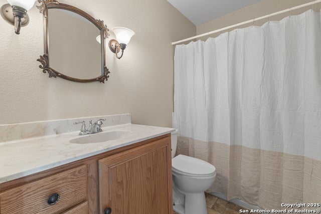 Seguin, Texas, 78155, United States, 4 Bedrooms Bedrooms, ,3 BathroomsBathrooms,Residential,Active,1894767