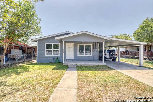 1755 N 7TH AVE, CRYSTAL CITY, TX 78839, photo 1 of 18