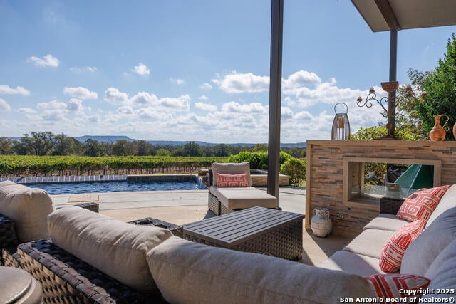 Round Mountain, Texas, 78663, United States, 4 Bedrooms Bedrooms, ,4 BathroomsBathrooms,Residential,Active,1967108