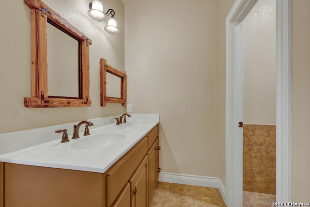 New Braunfels, Texas, 78132, United States, 6 Bedrooms Bedrooms, ,5 BathroomsBathrooms,Residential,Active,2008354