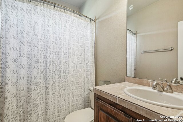 Helotes, Texas, 78023, United States, 5 Bedrooms Bedrooms, ,5 BathroomsBathrooms,Residential,Active,1965987