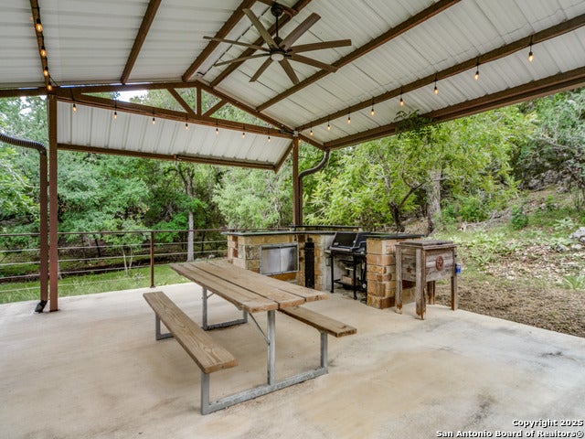 Boerne, Texas, 78006, United States, 4 Bedrooms Bedrooms, ,3 BathroomsBathrooms,Residential,Active,1863500