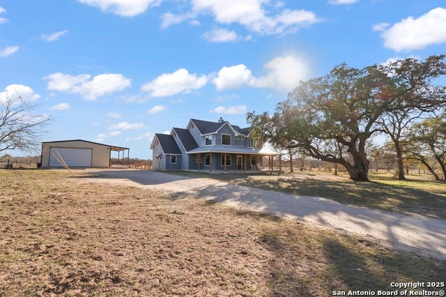 La Vernia, Texas, 78121, United States, 5 Bedrooms Bedrooms, ,3 BathroomsBathrooms,Residential,Active,1936140