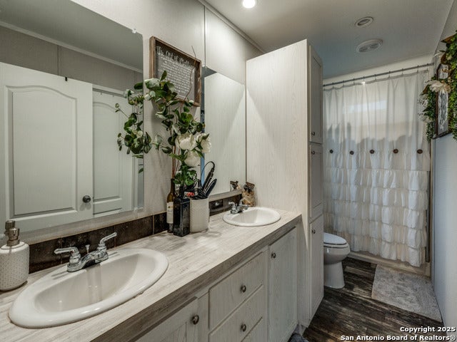 Pleasanton, Texas, 78064, United States, ,2 BathroomsBathrooms,Residential,Active,1892627