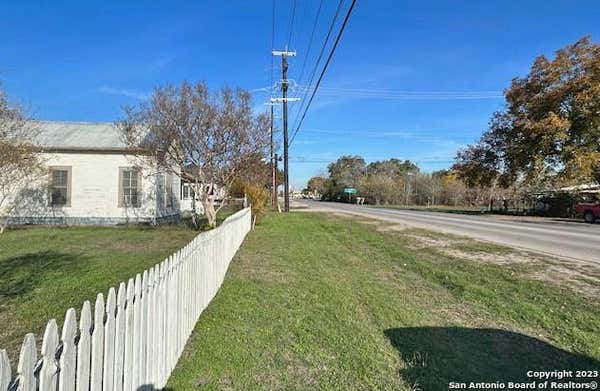 11615 CASTRO AVE, LACOSTE, TX 78039, photo 2 of 4