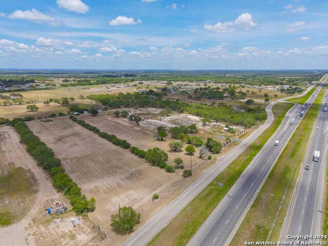 17829 INTERSTATE 35 S, LYTLE, TX 78052, photo 1 of 8