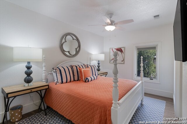 Kingsland, Texas, 78639, United States, 7 Bedrooms Bedrooms, ,6 BathroomsBathrooms,Residential,Active,1946441