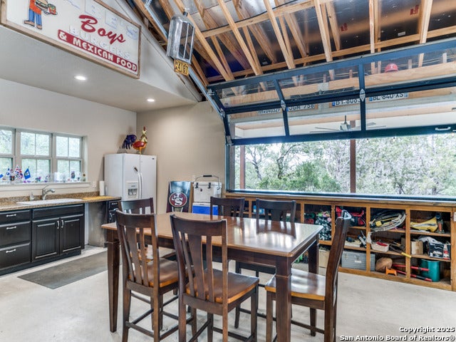 Boerne, Texas, 78006, United States, 4 Bedrooms Bedrooms, ,3 BathroomsBathrooms,Residential,Active,1863500