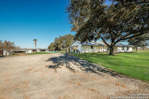 510 TWIN CREEKS, SEGUIN, TX 78155, photo 3 of 44