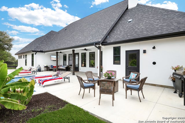 New Braunfels, Texas, 78132, United States, 4 Bedrooms Bedrooms, ,4 BathroomsBathrooms,Residential,Active,1929660