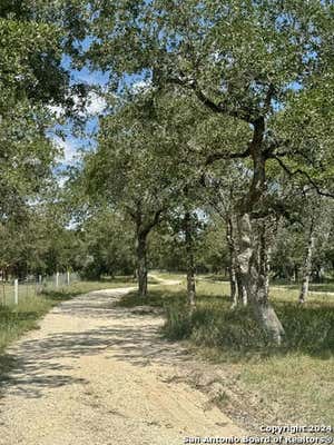 682 TERRACE HILL LN, FLORESVILLE, TX 78114, photo 2 of 11