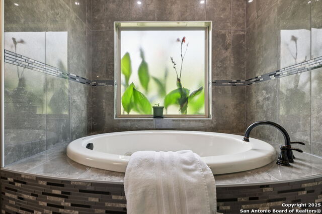 Bulverde, Texas, 78163, United States, 5 Bedrooms Bedrooms, ,5 BathroomsBathrooms,Residential,Active,1951818