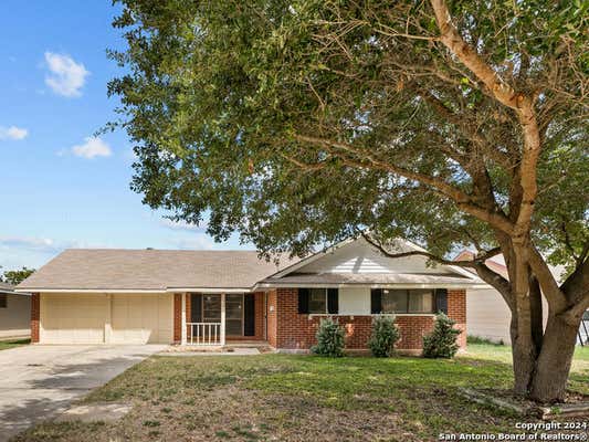 121 ROUNDTREE DR, SCHERTZ, TX 78154 - Image 1