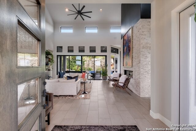 San Antonio, Texas, 78255, United States, 3 Bedrooms Bedrooms, ,3 BathroomsBathrooms,Residential,Active,1998600