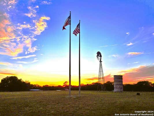 823 COUNTY ROAD 6612, DEVINE, TX 78016 - Image 1