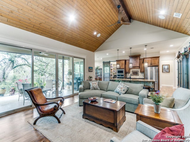 Boerne, Texas, 78006, United States, 4 Bedrooms Bedrooms, ,3 BathroomsBathrooms,Residential,Active,1863500