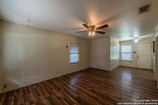 115 TIPPERARY AVE, SAN ANTONIO, TX 78223, photo 4 of 27