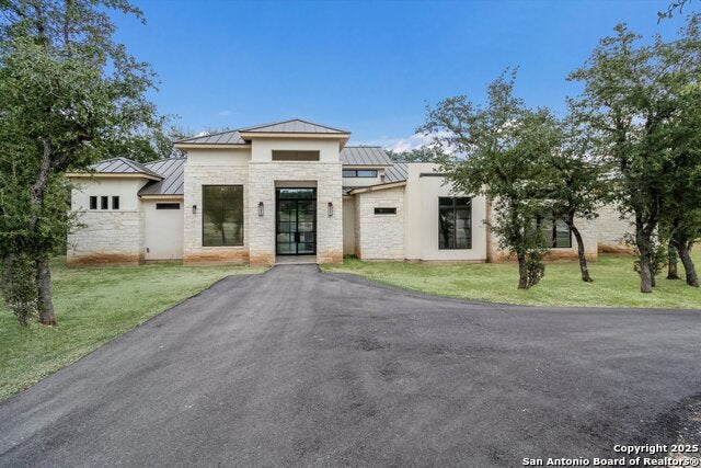 Bulverde, Texas, 78163, United States, 4 Bedrooms Bedrooms, ,5 BathroomsBathrooms,Residential,Active,1999184