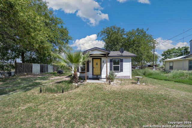 18058 LAGLORIA RD, ELMENDORF, TX 78112, photo 1 of 13