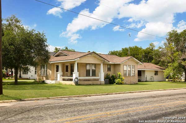 100 TITCOMB, POTH, TX 78147 - Image 1