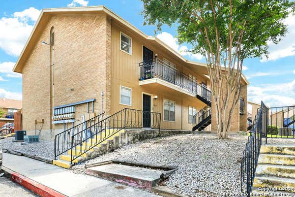 923 VANCE JACKSON RD APT 201A, SAN ANTONIO, TX 78201, photo 2 of 18