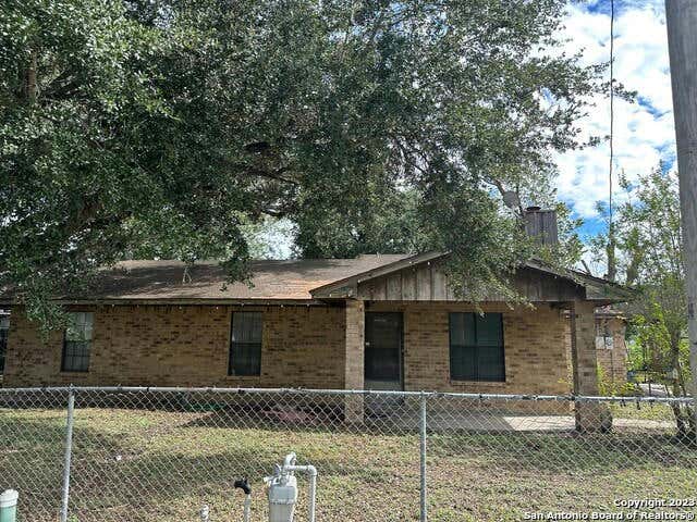 202 HOUSTON ST, GEORGE WEST, TX 78022, photo 1 of 21