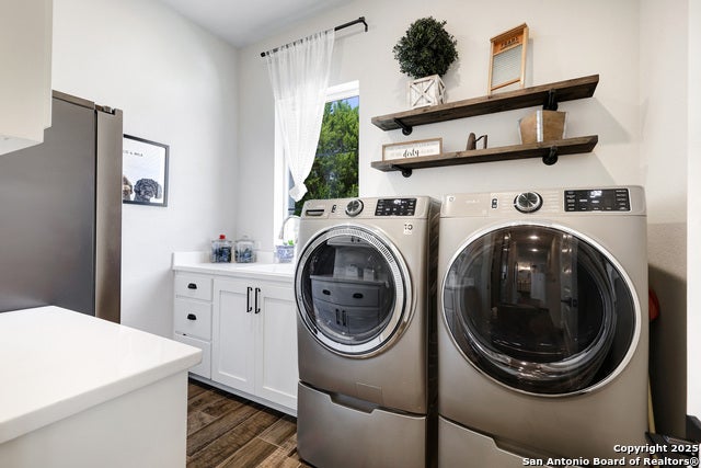 Helotes, Texas, 78023, United States, 3 Bedrooms Bedrooms, ,4 BathroomsBathrooms,Residential,Active,1961931