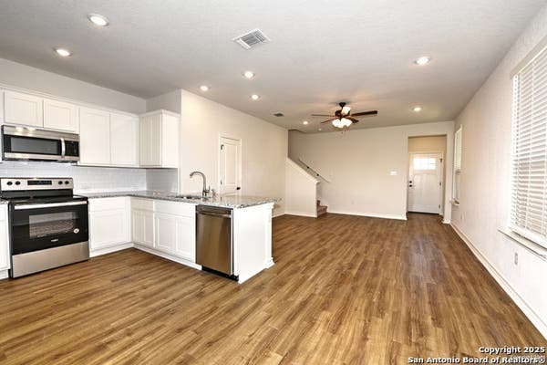 2310 TULIPWOOD CV # 101, SAN ANTONIO, TX 78245, photo 3 of 6