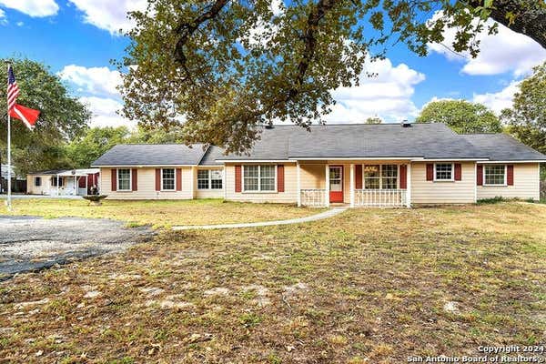 297 SADDLE LN, FLORESVILLE, TX 78114 - Image 1