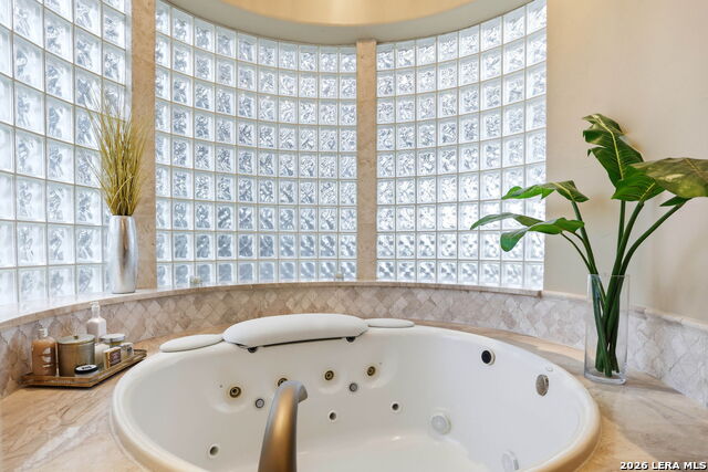 San Antonio, Texas, 78245, United States, 5 Bedrooms Bedrooms, ,7 BathroomsBathrooms,Residential,Active,2027826