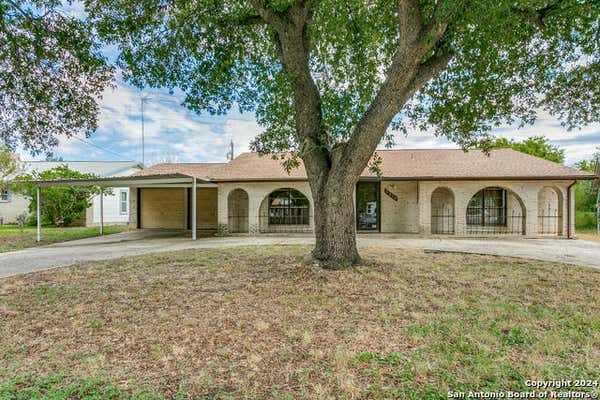 8214 CAMPOBELLO DR, SAN ANTONIO, TX 78218 - Image 1