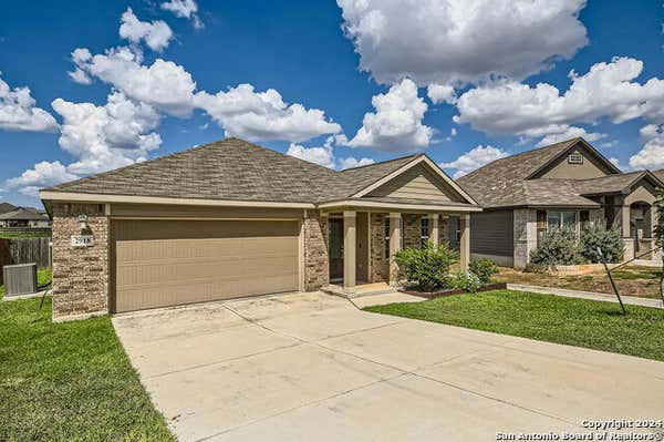 2918 DAISY MDW, NEW BRAUNFELS, TX 78130, photo 3 of 28